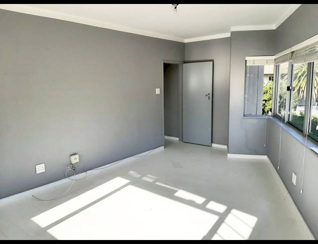 1 bed property to rent in TAMBOERSKLOOF